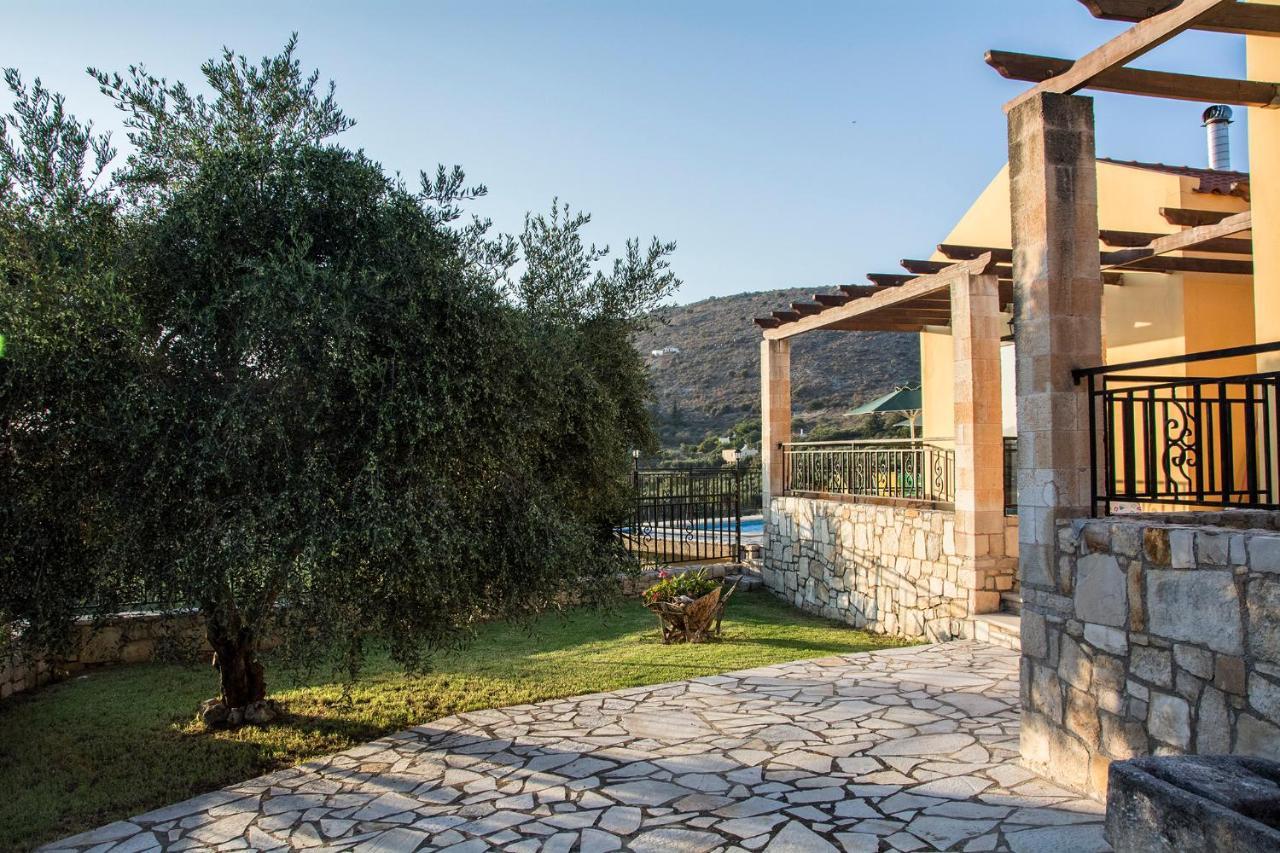 Villa Manos Kalamitsi Amygdali Exterior photo